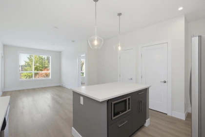 Primary Bedroom Photo of 208 32838 Ventura Avenue, Abbotsford, BC