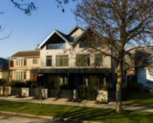 2 419 W 23rd Avenue, Vancouver, BC