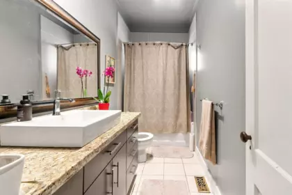 Guest Bathroom Photo of 342 E Eighth Avenue, New Westminster, BC