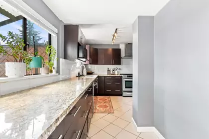 Kitchen Island Photo of 342 E Eighth Avenue, New Westminster, BC