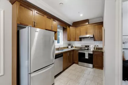 2139 Triumph Street, Vancouver, BC, Vancouver — Half Duplex for sale