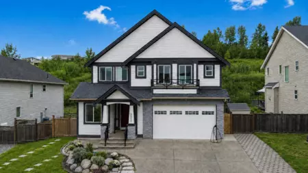 2331 Chardonnay Lane, Abbotsford, BC, Abbotsford — Single Family Residence for sale