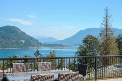 44390 Bayview Road, Mission, BC, Mission — Single Family Residence for sale
