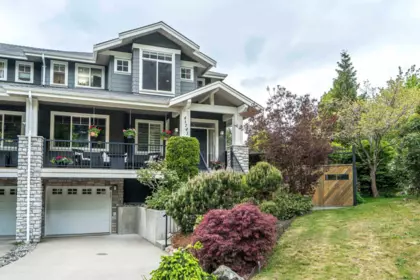 41743 Honey Lane, Squamish, BC, Squamish — Half Duplex for sale