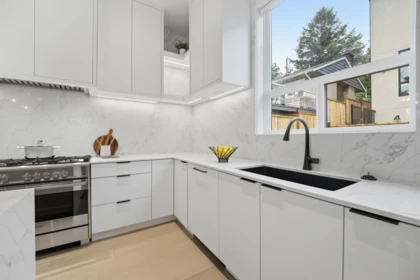 Primary Bedroom Photo of 4 6070 Elgin Avenue, Burnaby, BC