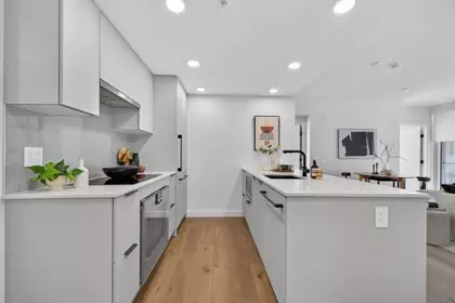 202 8030 Oak Street, Vancouver, BC, Vancouver — Apartment/Condo for sale
