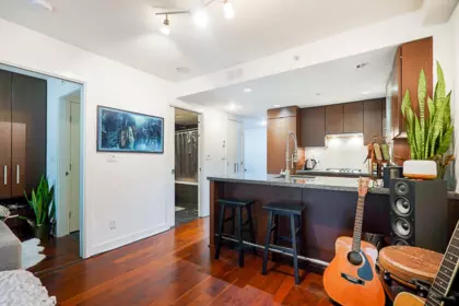 Kitchen Photo of 210 1055 Richards Street, Vancouver, BC
