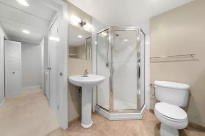 Hot Tub / Spa Photo of 1828 Purcell Way, North Vancouver, BC