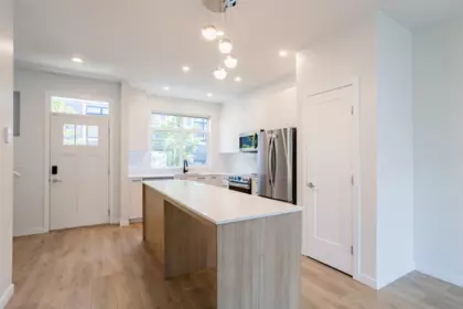Primary Bathroom Photo of 33 15235 Sitka Drive, Surrey, BC