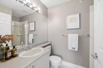 Mudroom Photo of 24 230 Tenth Street, New Westminster, BC