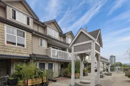 Outdoor Kitchen Photo of 24 230 Tenth Street, New Westminster, BC