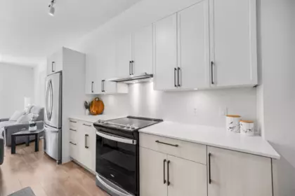 Kitchen Island Photo of 301 2267 Mckenzie Road, Abbotsford, BC