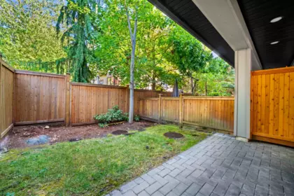 Outdoor Deck Photo of 301 2267 Mckenzie Road, Abbotsford, BC