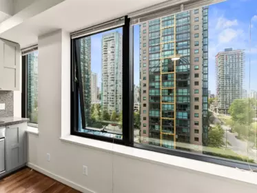 Basement Recreation Room Photo of 1113 1333 W Georgia Street, Vancouver, BC