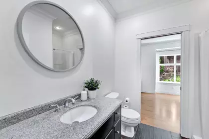Breakfast Nook Photo of 425 Tempe Crescent, North Vancouver, BC