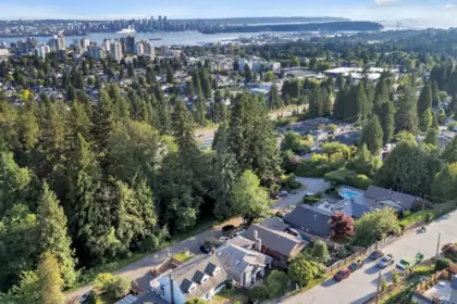 Outdoor Patio Photo of 425 Tempe Crescent, North Vancouver, BC