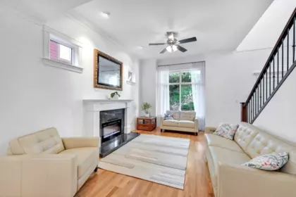 Pantry Photo of 425 Tempe Crescent, North Vancouver, BC