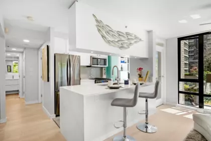 Kitchen Island Photo of 302 1003 Burnaby Street, Vancouver, BC