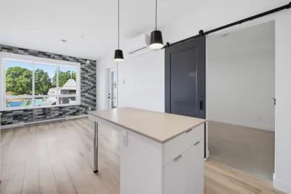 Breakfast Nook Photo of 323 2493 Montrose Avenue, Abbotsford, BC
