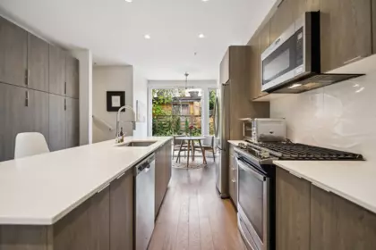 Breakfast Nook Photo of 13 531 E 16th Avenue, Vancouver, BC