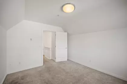 Hallway Photo of 15554 Russell Avenue, White Rock, BC