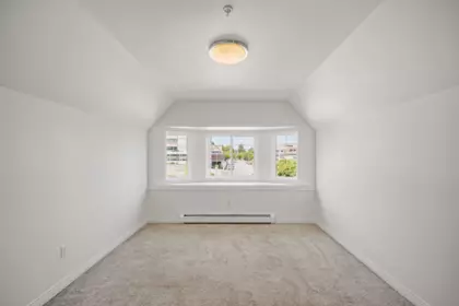 Office / Den Photo of 15554 Russell Avenue, White Rock, BC