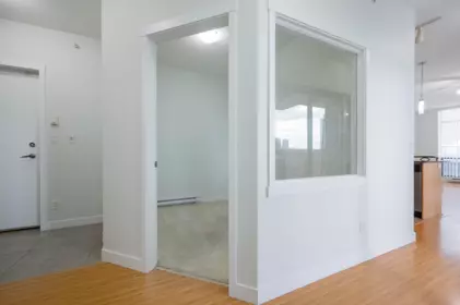 Hallway Photo of 404 13399 104 Avenue, Surrey, BC