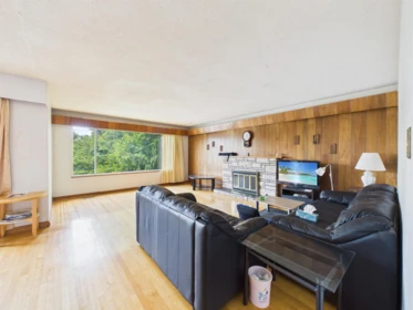 6096 Service Street, Burnaby, BC, Burnaby — Single Family Residence for sale