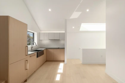 Family Room Photo of 22 W 14th Avenue, Vancouver, BC