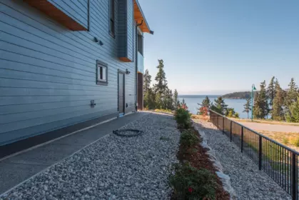 Fitness Center Photo Near 5972/74 Barnacle Street, Sechelt, BC