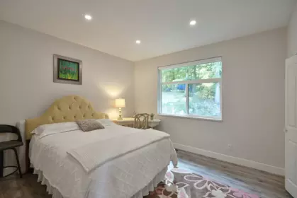 Hallway Photo of 5611 E Oyster Bay Road, Garden Bay, BC