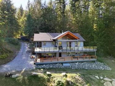 Kitchen Photo of 5611 E Oyster Bay Road, Garden Bay, BC