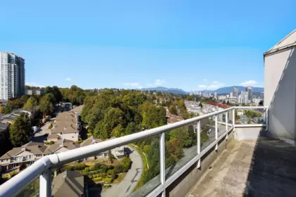Hot Tub / Spa Photo of 1801 71 Jamieson Court, New Westminster, BC