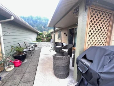 Basement Recreation Room Photo of 3 46000 Thomas Road, Chilliwack, BC