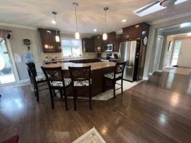 Kitchen Island Photo of 3 46000 Thomas Road, Chilliwack, BC