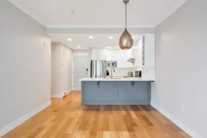 Breakfast Nook Photo of 305 15368 16a Avenue, Surrey, BC