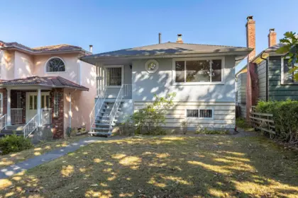 1060 Kelowna Street, Vancouver, BC, Vancouver — Single Family Residence for sale