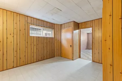 Hallway Photo of 1060 Kelowna Street, Vancouver, BC