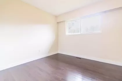 6093 6th Street, Burnaby, BC, Burnaby — Half Duplex for sale