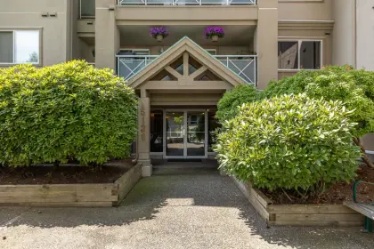 105 15130 29a Avenue, Surrey, BC, Surrey — Apartment/Condo for sale