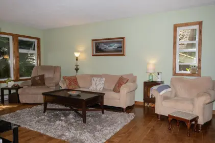 2821 Lower Road, Roberts Creek, BC, Roberts creek — Single Family Residence for sale