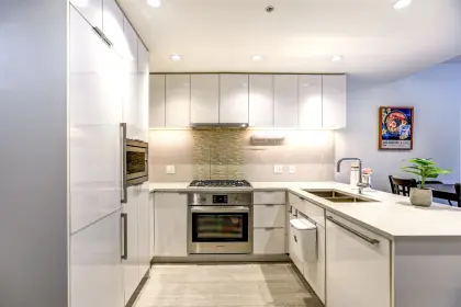 206 7928 Yukon Street, Vancouver, BC, Vancouver — Apartment/Condo for sale
