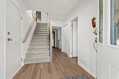 35688 Ledgeview Drive, Abbotsford, BC, Abbotsford — Single Family Residence for sale