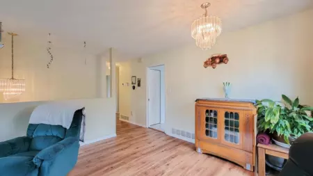 32945 Orchid Court, Mission, BC, Mission — Single Family Residence for sale
