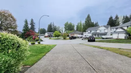 32945 Orchid Court, Mission, BC, Mission — Single Family Residence for sale