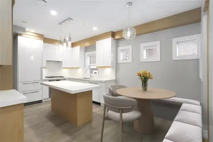 1910 E 19th Avenue, Vancouver, BC, Vancouver — Half Duplex for sale