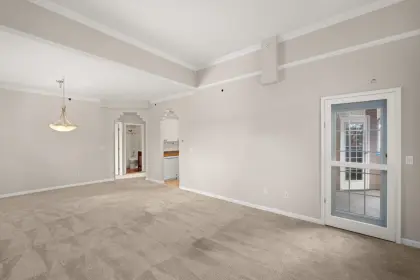 301 1153 54a Street, Delta, BC, Delta — Apartment/Condo for sale