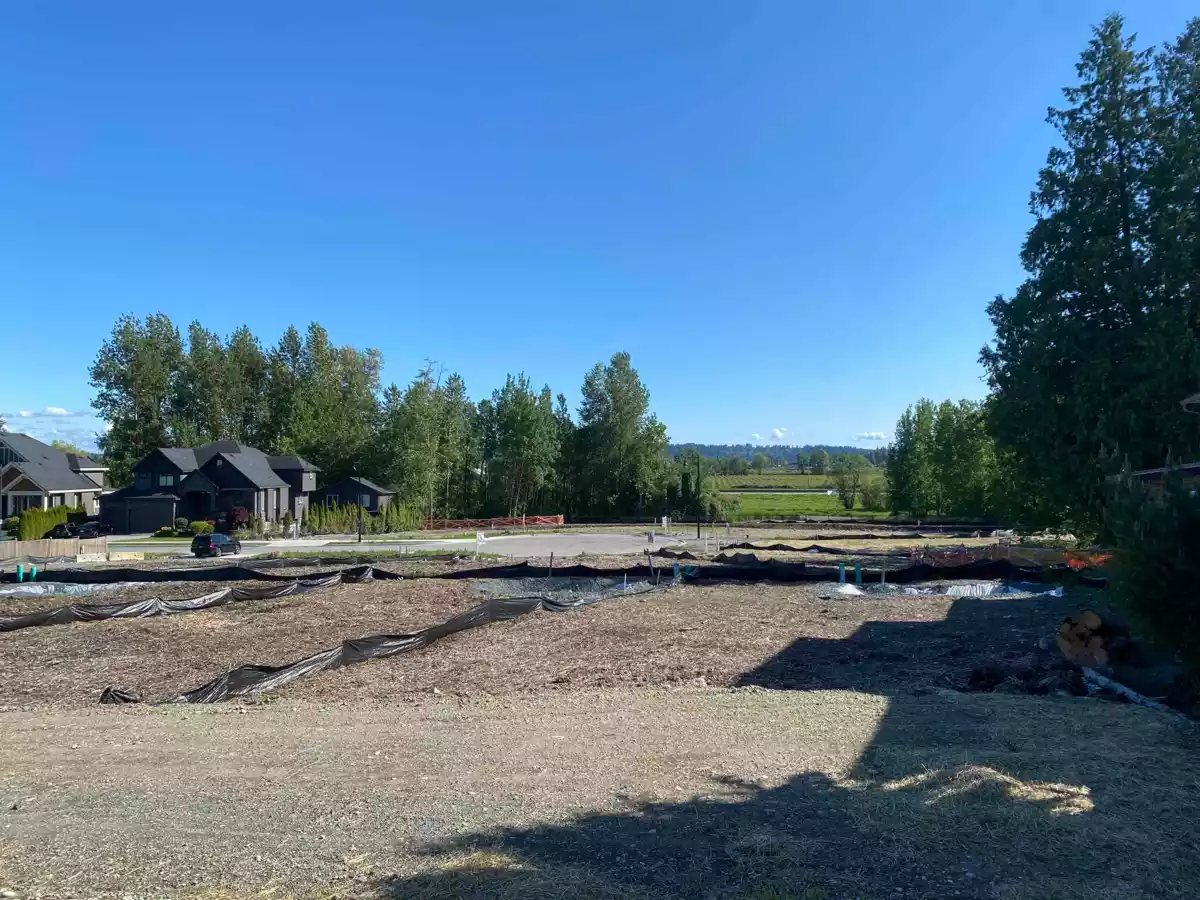 Living Room Photo of 16713 57 Avenue, Surrey, BC