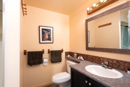 Office / Den Photo of 620 Laura Road, Bowen Island, BC