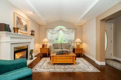 18866 65 Avenue, Surrey, BC, Surrey — Single Family Residence for sale